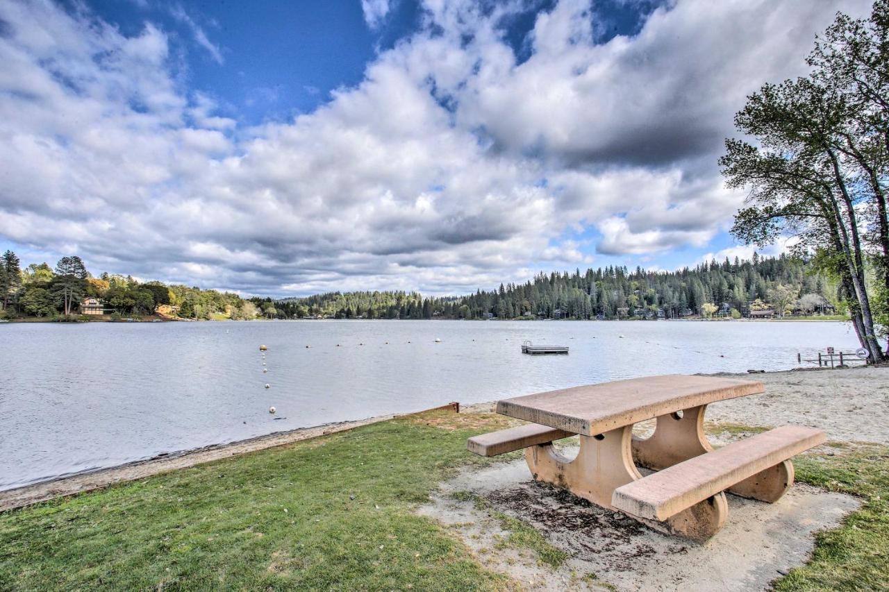 Pine Mountain Lake Vacation Rental With Deck Гровленд Екстер'єр фото
